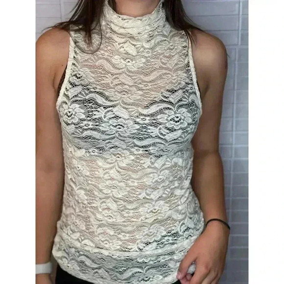 Buckle Black Women's Sleeveless Turtleneck - Medium - Cream Lace - Y2K Style - Picture 1 of 8